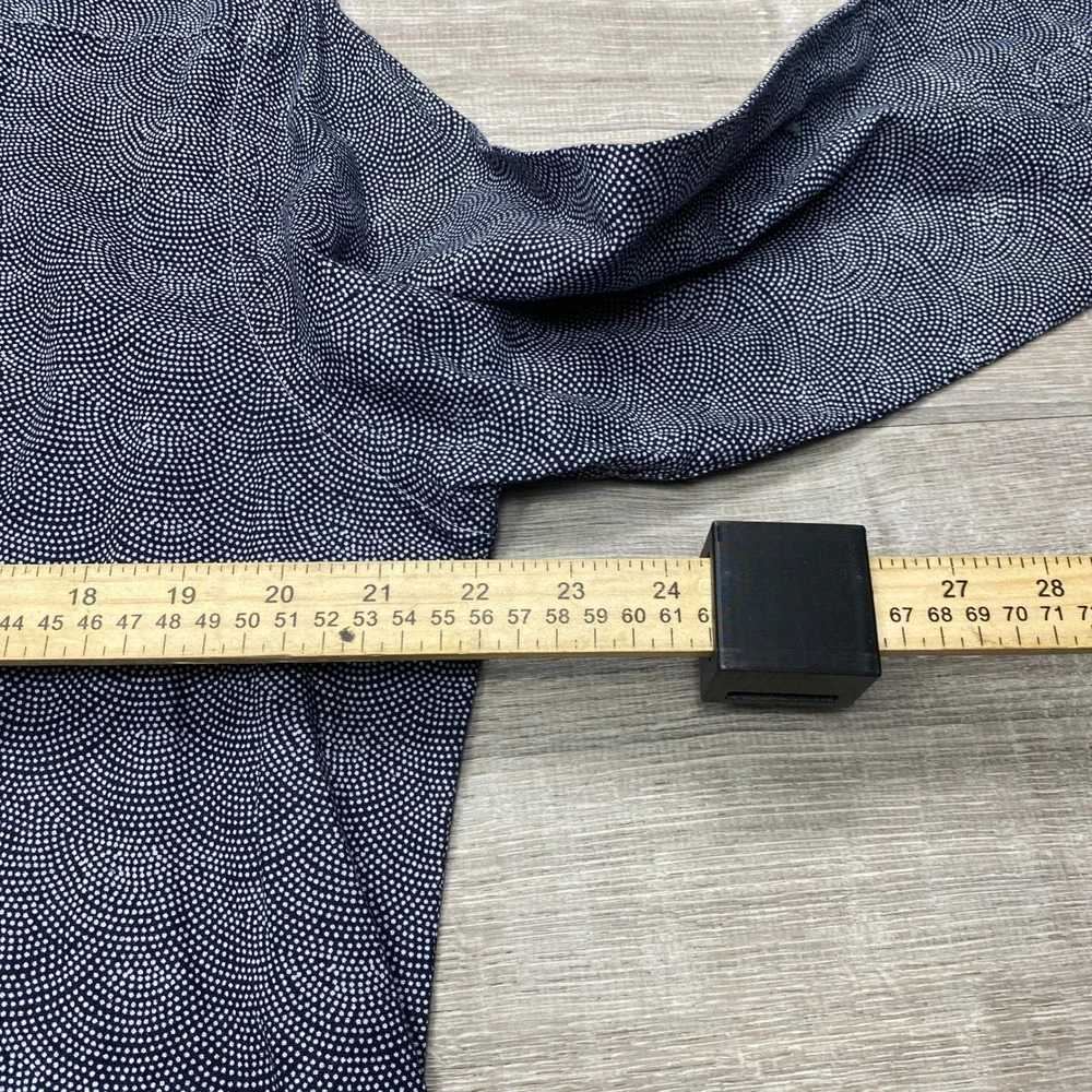Banana Republic Button Up Mens M Blue Linen Blend Scallop Print Casual Shirt